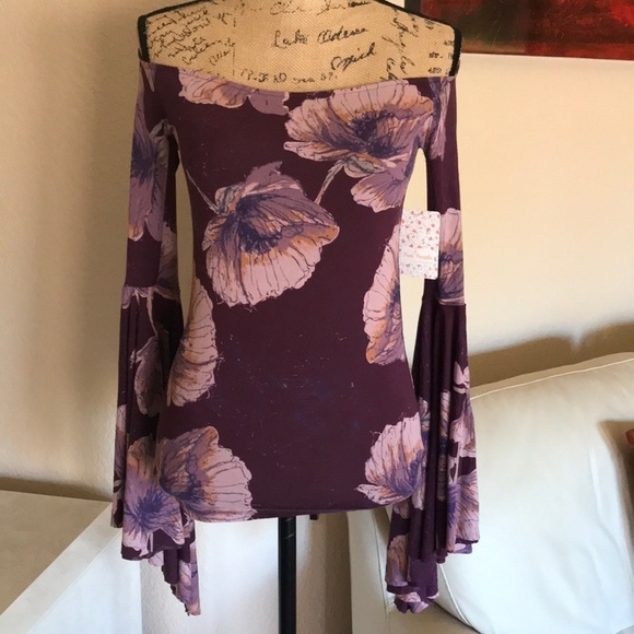 FREE PEOPLE Off the Shoulder Boho Burgundy/Pink Floral Top Flounce Sleeve Small… - Picture 10 of 10